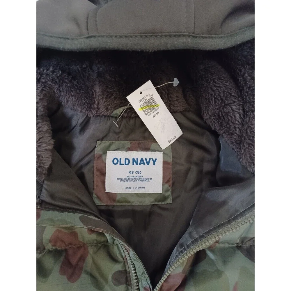 NWT Old Navy Camo Vest Hoodie Puffer Jacket Boys XS 5‎